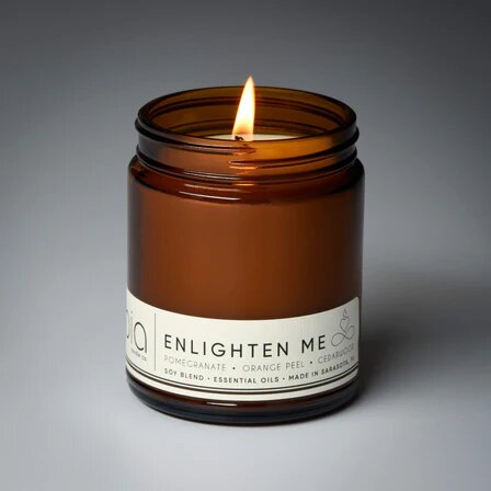 Классическая соевая свеча Enlighten Me, горит 50 часов
