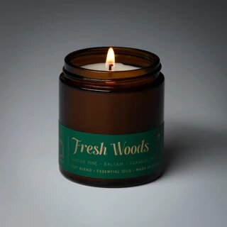  Соевая свеча 20 часов горения Ограниченная серия Fresh Woods для праздников